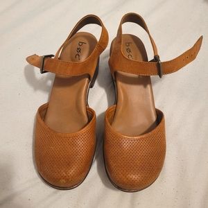 B.o.c. low heel shoes